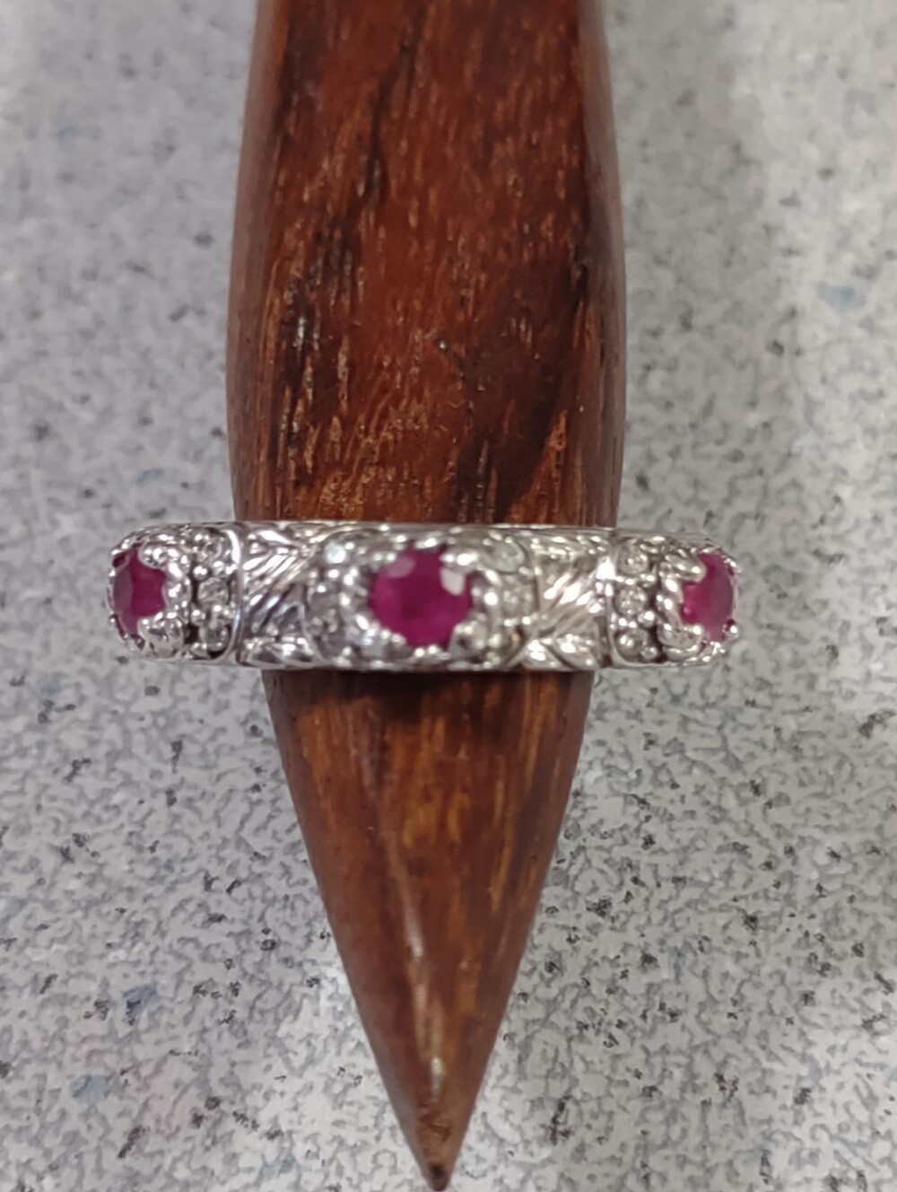 Judith Ripka Red CZ ring(7.25)